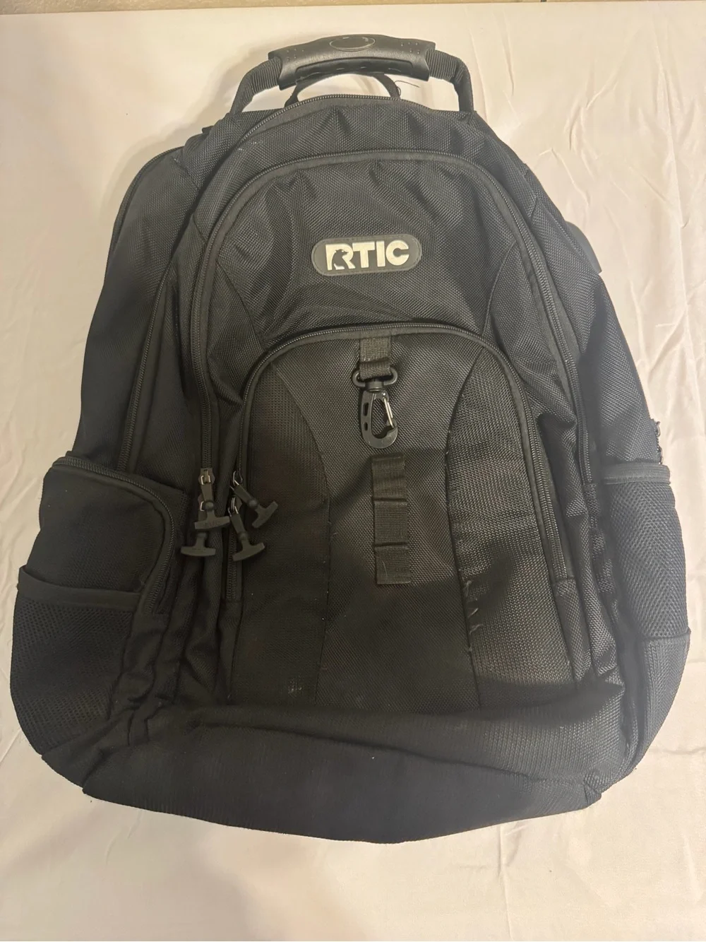 Black Men's Travel Backpack - Durable Everyday Carry